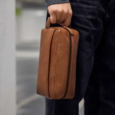 Markberg Wesley Weekend Bag + Dominic Toiletry Bag - 2 farver - Vejledende udsalgspris 3.298,- 